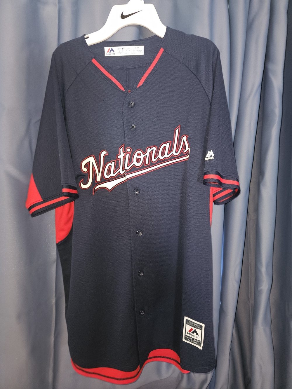 Mens Medium Majestic Navy and Red Nationals Men’s Baseball Jersey
